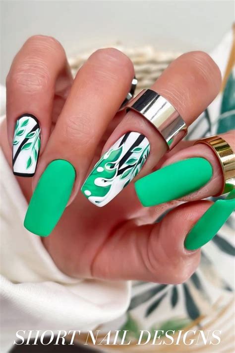 43 Cute Short Acrylic Nails Designs Youll Want To Try