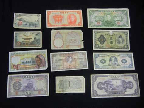 12 Pieces Vintage Foreign Currency