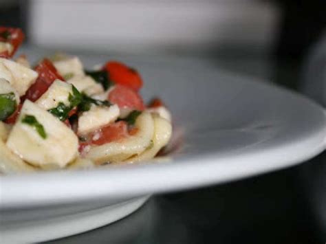 Ma salade de pate tomate mozza basilic
