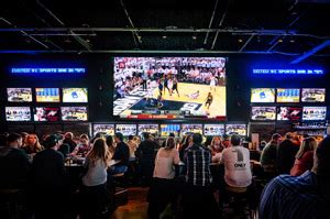 Последние твиты от metro sports center (@metrosports05). Ciccarellis 22 Sports Bar | Voted Metro Detroit's Best ...