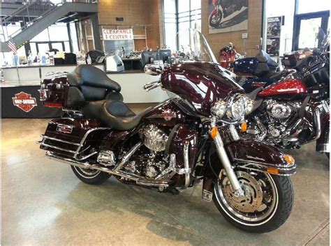 18 chrome wheels, rotors, twin 6 piston calipers and pully kuryakyn: 2005 Harley-Davidson FLHTCUI Ultra Classic for sale on ...