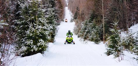 Muskoka Ontario Snowmobiling Snapshot Intrepid Snowmobiler