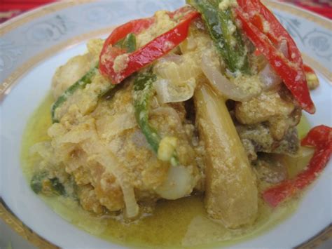Angkat dan ayam kecap siap disajikan. Dari Dapur Ezzah: Ayam Masak Putih