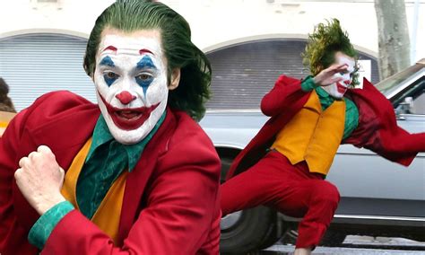 Joaquin Phoenix Spotted In Full Costume As Joker Running From Cops Joker Joaquin Stunt Doubles