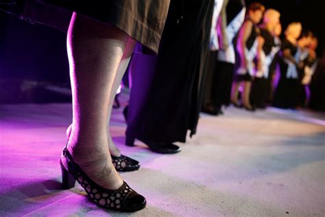 Holocaust Survivors Rock The Runway In Israel Beauty Pageant Huffpost