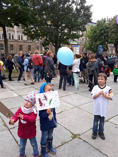 Mehr Zeit Für Kinder Demo Förderverein Des Ev Kiga Leubnitz Neuostra