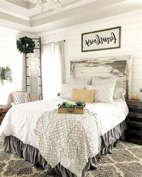 29 Marvelous Modern Rustic Master Bedroom Design Ideas You Must Try