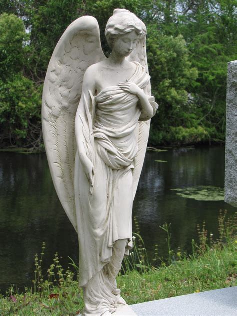 New Orleans Angel Statues Cemetery Angels Cemetery Art