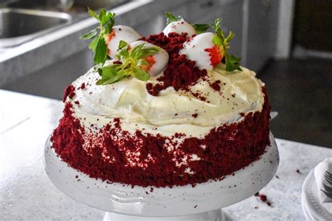 Have you ever had really great red velvet cake? Red Velvet Cake Recipe Mary Berry - Red Velvet Cupcakes Loved By Celeb Chefs Mary Berry And ...