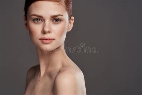 Beautiful Woman Naked Shoulders Cosmetics Clean Skin Charm Gray