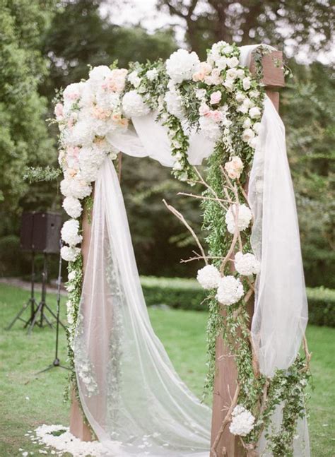 36 Gorgeous Spring Wedding Florals Ideas To Steal