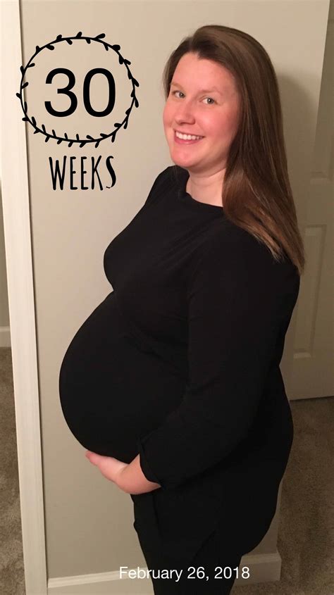 30 Weeks Pregnant With Twins Belly Pictures Pregnantbelly