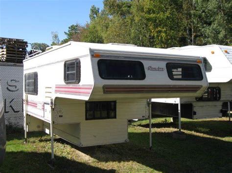 There are lightweight, smaller options and heavy, larger options for every kind. 1992 Used Real-Lite 9'6 TC Truck Camper in New Hampshire NH