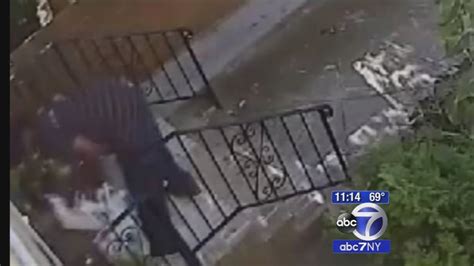Thief Caught On Camera Stealing Packages From Queens Womans Doorstep