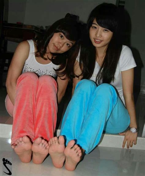 playful asian feet