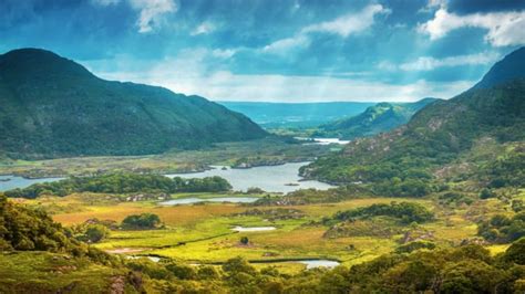 Killarney：a Scenic Provincial Life Of Tranquil Lakes And Lush Woodlands
