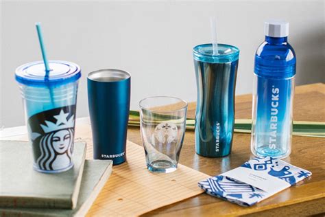真正的 Blue Bottle！starbucks 新推出的杯款會令藍控心心眼！