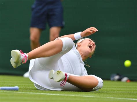 Wimbledon 2013 Second Seed Victoria Azarenka Survives Injury Scare To Reach The Second Round