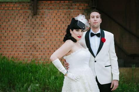 Red Black And White 1950s Rock N Roll Wedding Lidia And Joaquín · Rock N