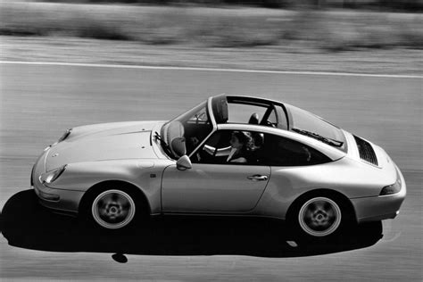 PORSCHE 911 Targa (993) specs & photos - 1995, 1996, 1997 - autoevolution