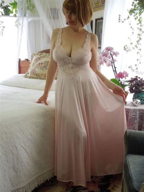 Vintage Huge Sweep Pink Nylon Olga Nightgown Nightie Etsy