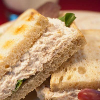They might contain willow tree premium white meat cranberry walnut chicken salad. Copycat Willow Tree Chicken Salad Recipe | Recipe ...