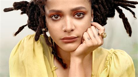 Actress Sasha Lane Is The Face Of Allures 2018 Disruptors Issue Allure