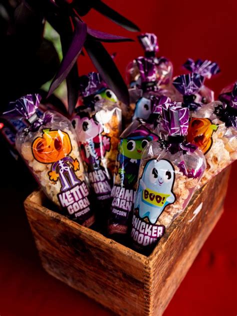 45 Halloween Party Favors And T Bag Ideas Hgtv