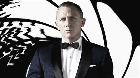 7680x4320 Daniel Craig As James Bond Wallpaper 8k Wal