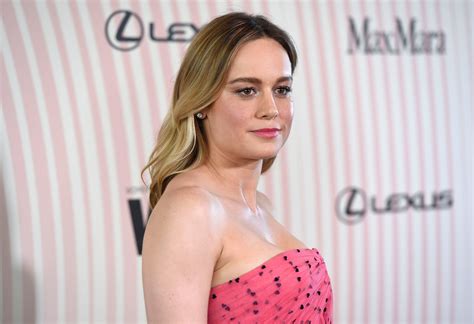 Brie Larson Promises ‘i Do Not Hate White Dudes While Receiving Award