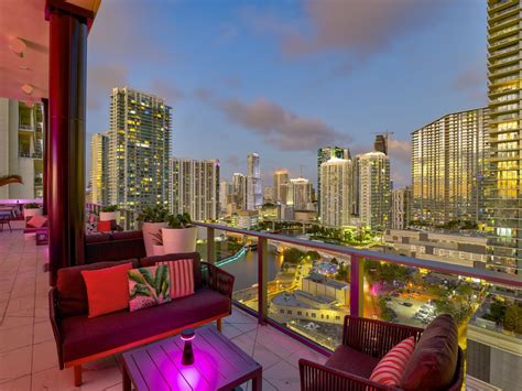 miami s best rooftop restaurants and bars with a view eater miami