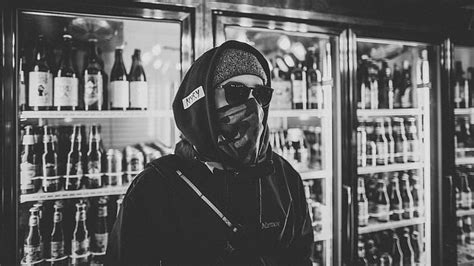 Mens Pullover Hoodie Gangster Beer Sunglasses Mask Monochrome Hd