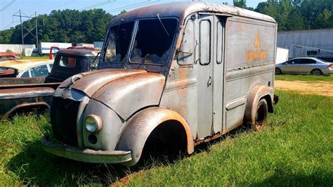 1964 Divco Milk Truck Front 34 Drivers Side Barn Finds