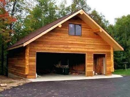 You can build modular garage with living quarters of steel or wood. Pics of common commercial metal buildings. #metalbuildings #building | Garage with living ...