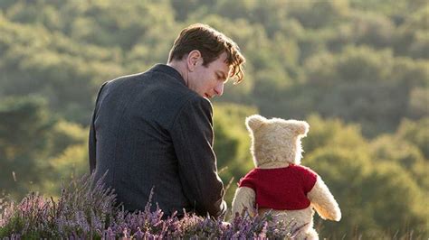 Christopher Robin Review New Hyper Cgi Winnie The Pooh Will Pour