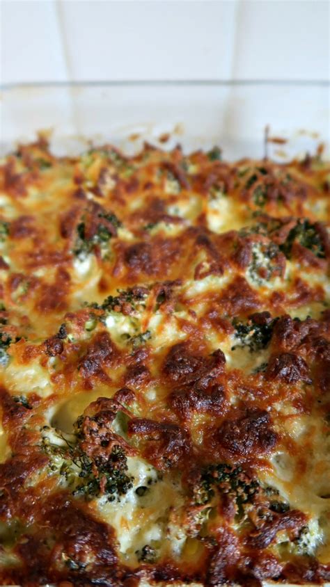 Bacon makes everything better and takes this recipe to a new level. Keto Broccoli Casserole - COOKS DISHES