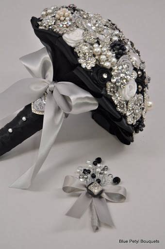 Julia Couture Brooch Bouquet In Black Silver And White