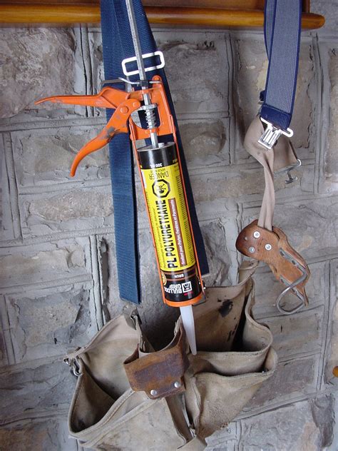 It has an extremely amazing formula which makes it a it also works on concrete and tiles to some extent. Exterior Adhesives: Choosing the Right Outdoor Glue ...