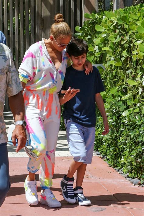 Jennifer Lopez Wears Tie Dye Outfit With Max And Emme In Miami Pics