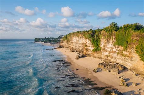 Dreamland Beach Bali Visitors Guide 2023 Jonny Melon