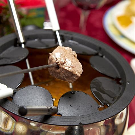 Le Point Combien De Viande Par Personne Pour Une Fondue Bourguignonne