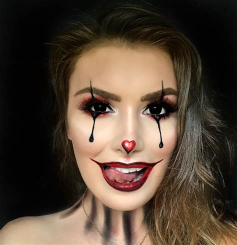Мaquillage Clown Pour Halloween Maquillage Halloween Clown Halloween