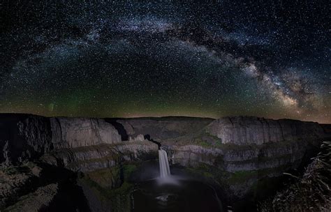 Milky Way Over Palouse Falls Photograph By Frank Shoemaker Pixels