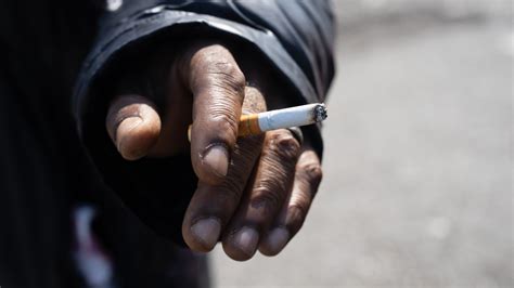 Black Smokers At Center Of New York Fight To Ban Menthol Cigarettes The New York Times