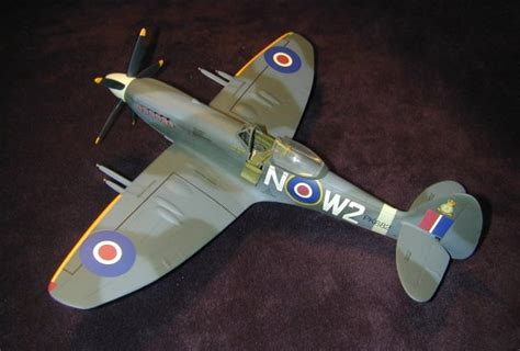 Matchbox 132 Scale Spitfire Mk 2224 Large Scale Planes