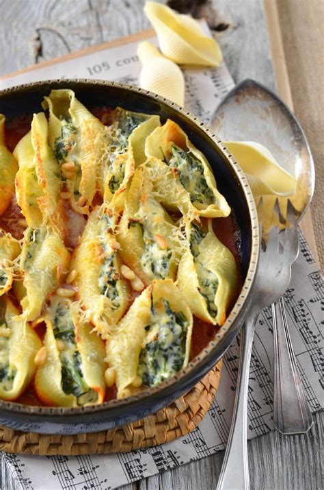 Pâtes conchiglioni farcies à la ricotta et aux épinards