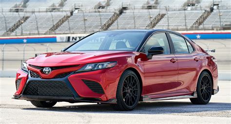 Research the 2020 toyota camry at cars.com and find specs, pricing, mpg, safety data, photos, videos, reviews and local inventory. Toyota Details Sporty-Looking Camry And Avalon TRD | Carscoops