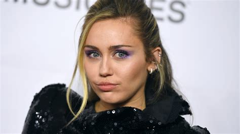 miley cyrus miley cyrus reveals secret about her sexuality she hid from ex husband liam