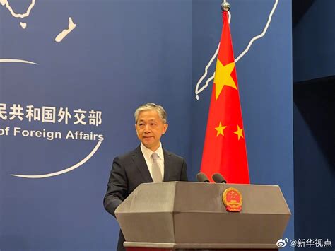 说起加拿大大学排行榜，不得不提的是加拿大麦克林大学排行榜。 该排行榜分三种，一为医学博士院校排行；二为综合性排行；三为本科排行。 1 留学准备 1至5月. 加方承认使馆人员订制文化衫冒犯了中国公众情绪 汪文斌说加方应引以为戒|驻华|加拿大|汪文斌_新浪科技_新浪网