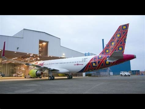 Batik air is an indonesian scheduled airline which was founded in 2012 and made its maiden flight on 3 may 2013 from jakarta to manado and yogyakarta. BATIK AIR INTERIOR - YouTube